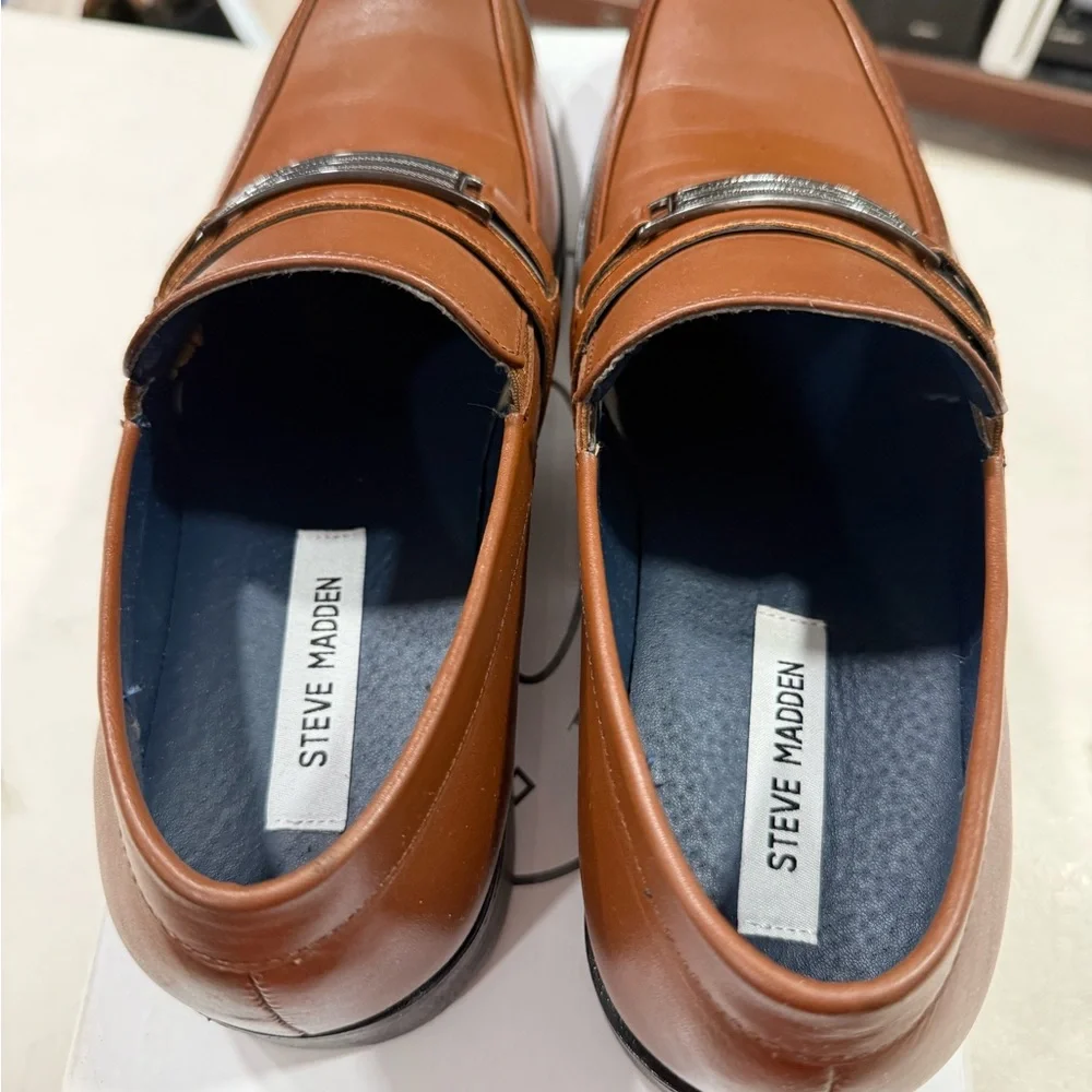 Steve Madden Shoore Tan Leather Slip-On Loafers Size 9 Men New Dress Shoe